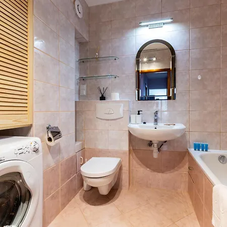Apartman Sucharskiego Comfort By Bookinghost *