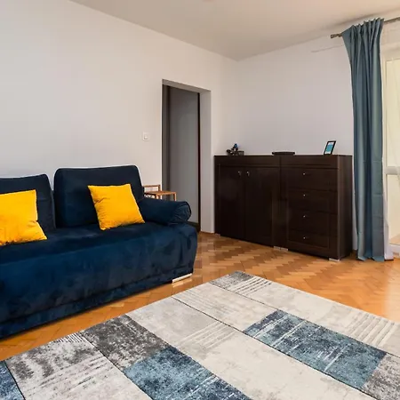 Apartman Sucharskiego Comfort By Bookinghost