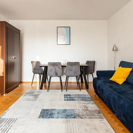 Sucharskiego Comfort By Bookinghost דירה גדינייה